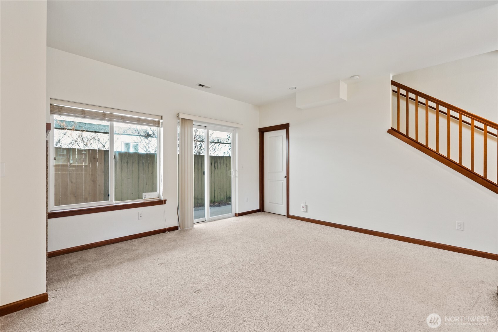 501 N 105th Street #B, Seattle, WA 98133