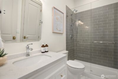 1024 91st Avenue NE, Bellevue, WA 98004 - Photo 33