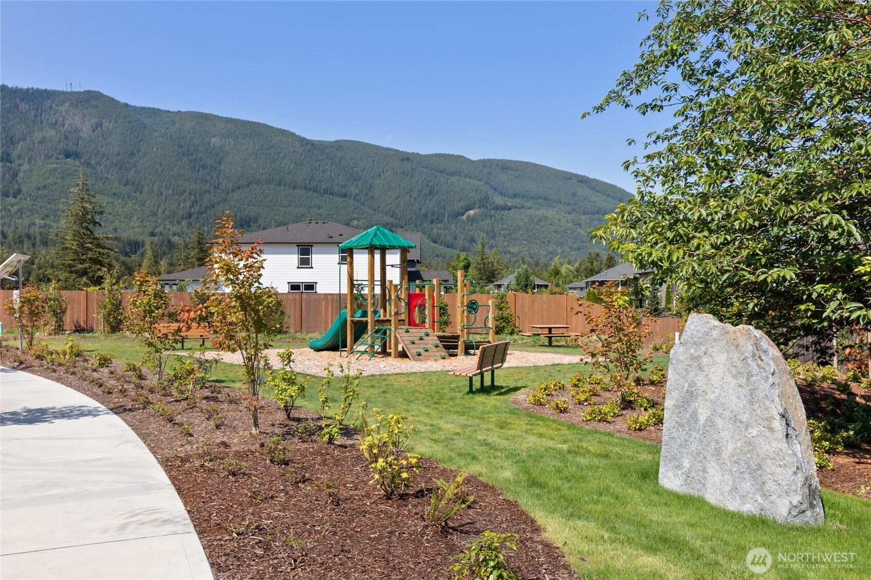 639 SE 12th Place #24, North Bend, WA 98045