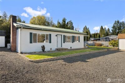 915 128th Street SW, Everett, WA 98204 - Photo 1