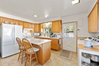 915 128th Street SW, Everett, WA 98204 - Photo 10