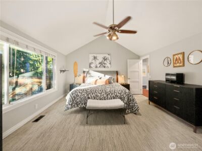 4017 239th Place SE, Sammamish, WA 98029 - Photo 11