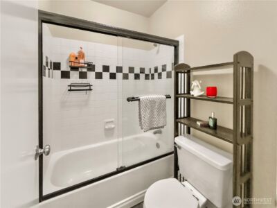 4017 239th Place SE, Sammamish, WA 98029 - Photo 22