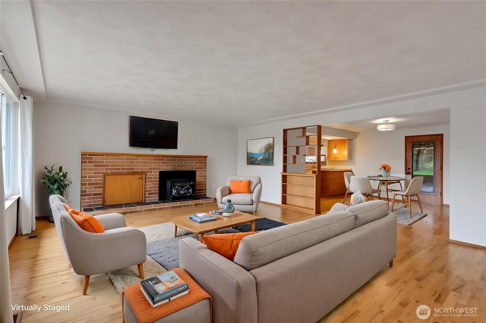 12019 Bingham Ave E, Tacoma, WA 98446-4325