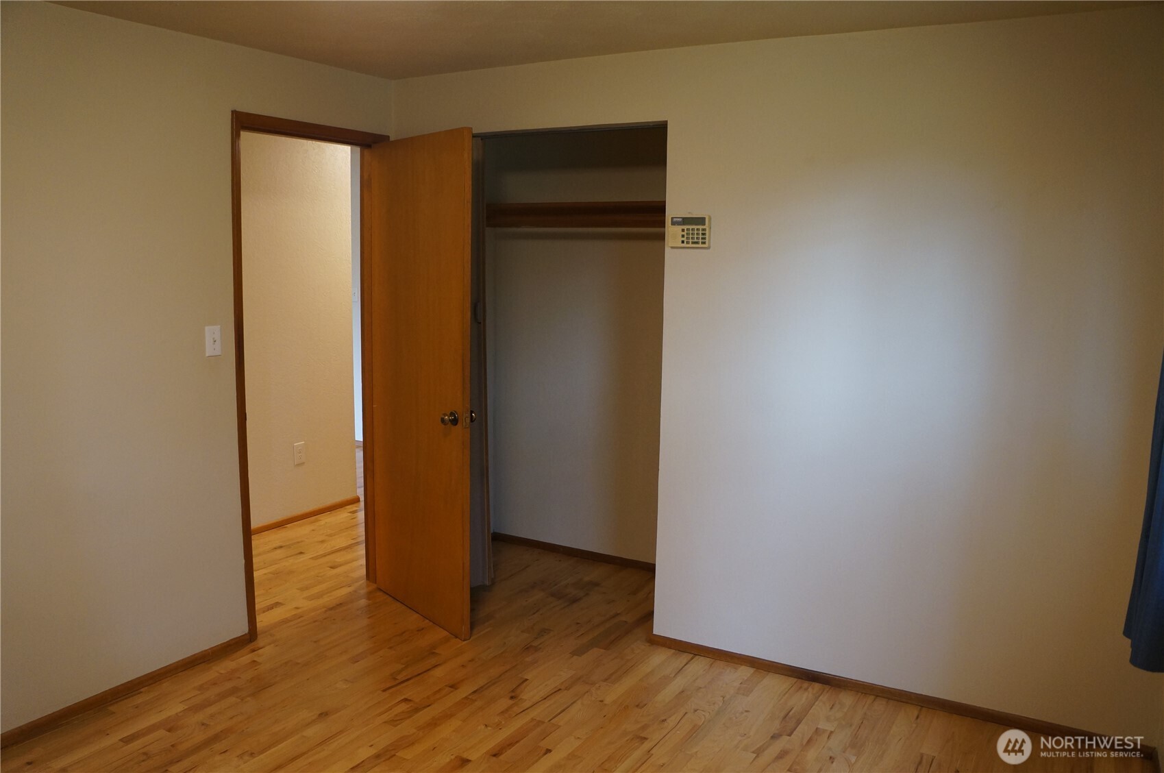 12019 Bingham Ave E, Tacoma, WA 98446-4325