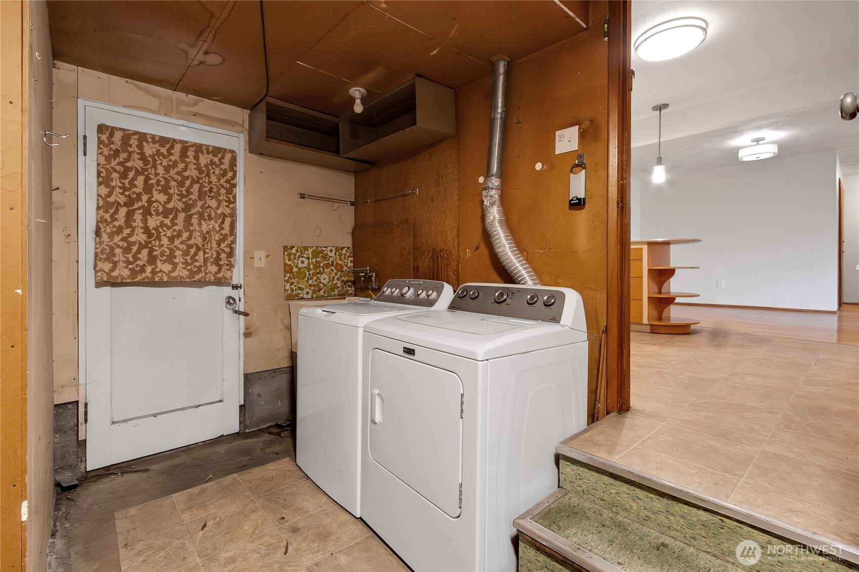 12019 Bingham Ave E, Tacoma, WA 98446-4325