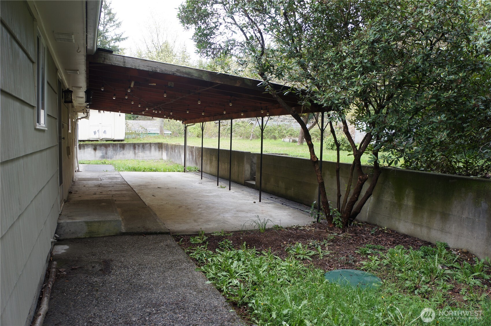 12019 Bingham Ave E, Tacoma, WA 98446-4325