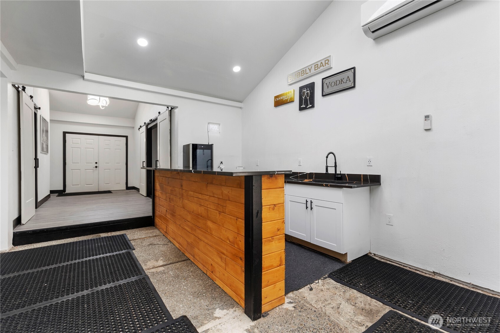 3062 44th st e , Tacoma, WA 98443