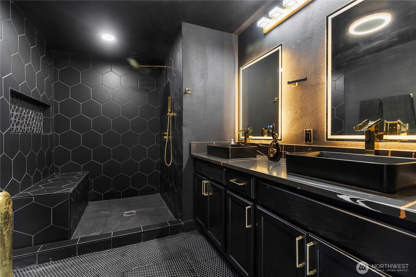 3062 44th st e , Tacoma, WA 98443