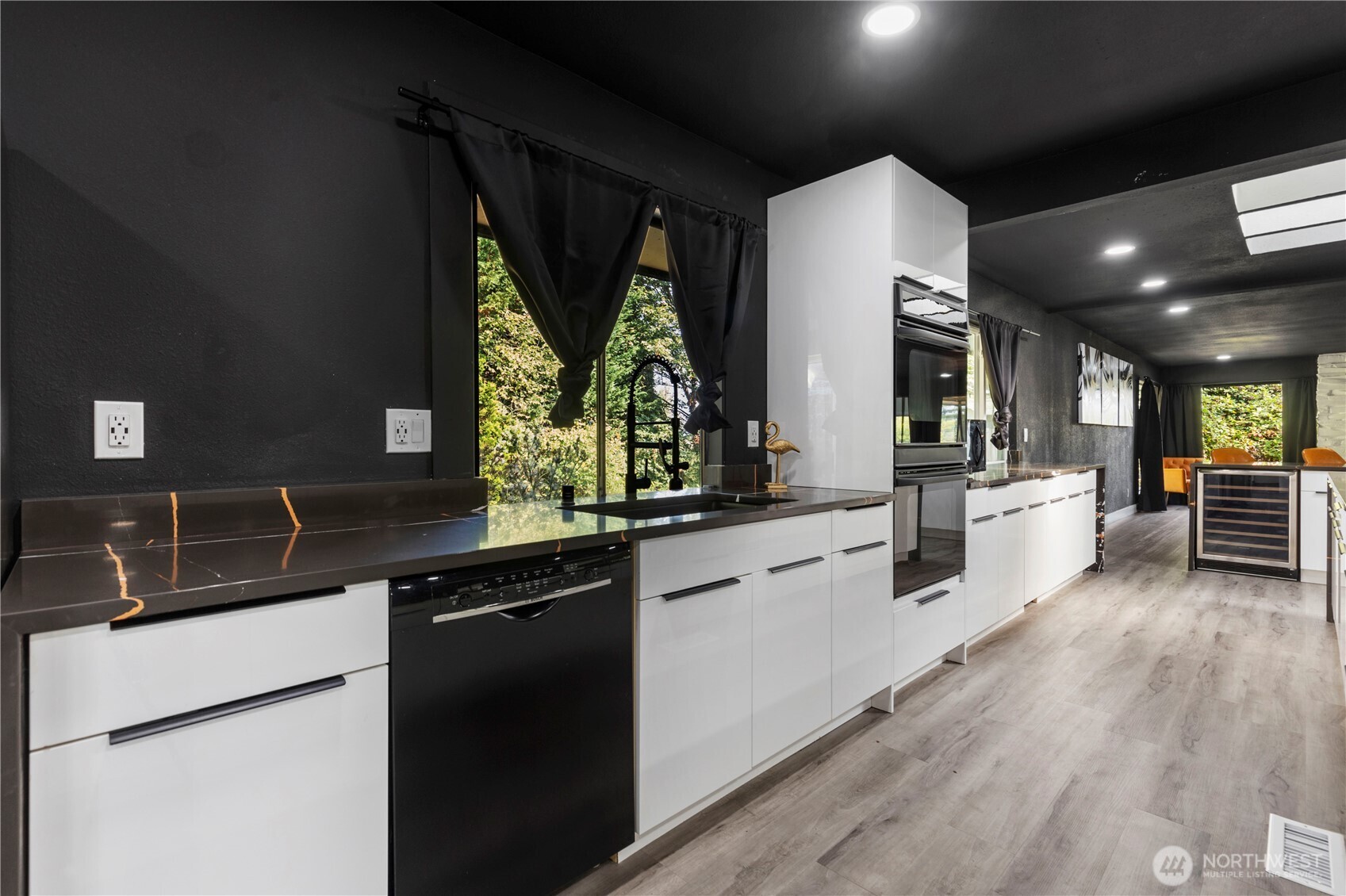 3062 44th st e , Tacoma, WA 98443