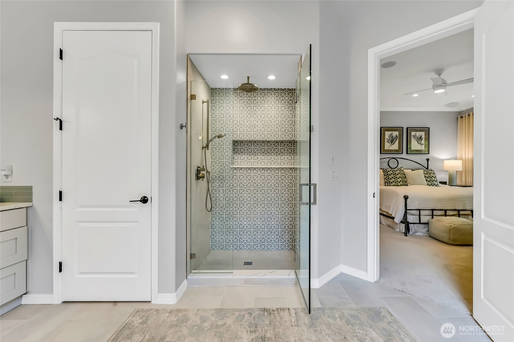 24132 NE 131st Terrace , Redmond, WA 98053