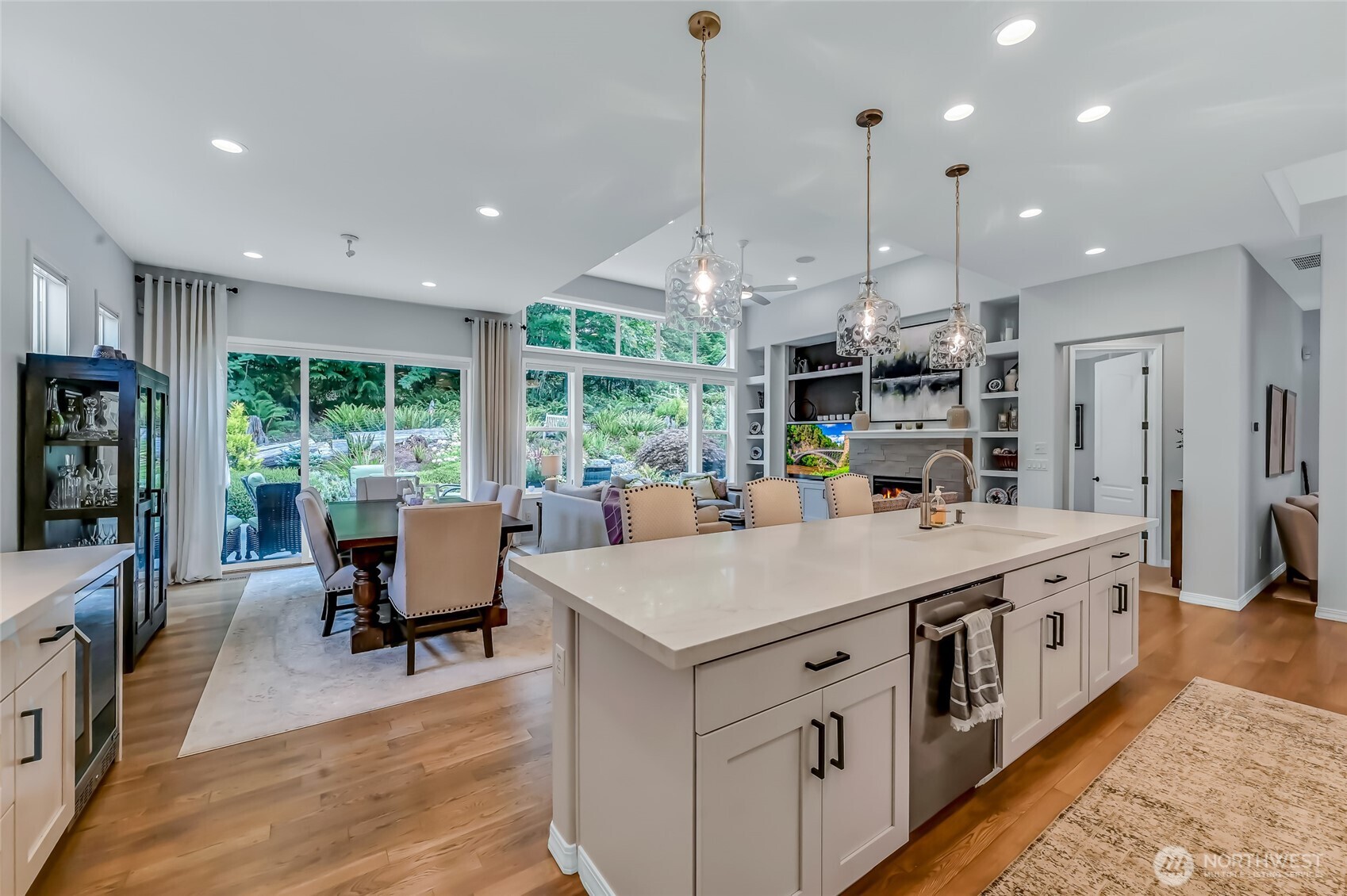 24132 NE 131st Terrace , Redmond, WA 98053