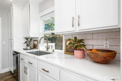 808 Renton Avenue S, Renton, WA 98057 - Photo 16