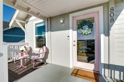 808 Renton Avenue S, Renton, WA 98057 - Photo 8