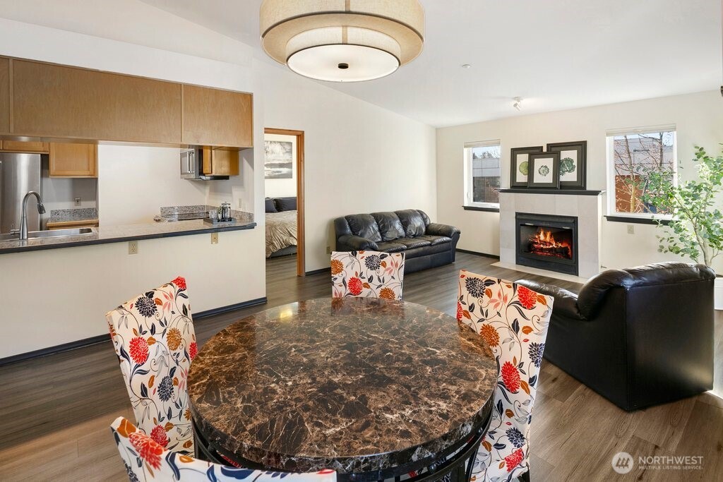 1707 NW 59th Street #302, Seattle, WA 98107