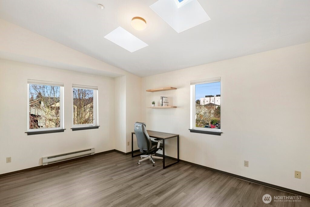 1707 NW 59th Street #302, Seattle, WA 98107