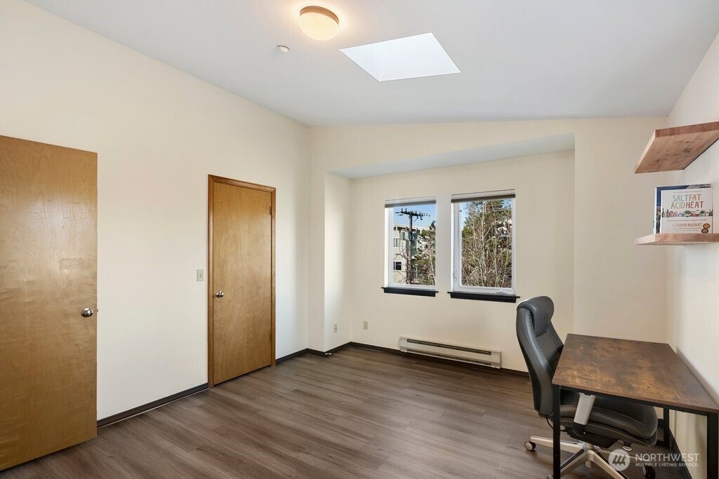 1707 NW 59th Street #302, Seattle, WA 98107