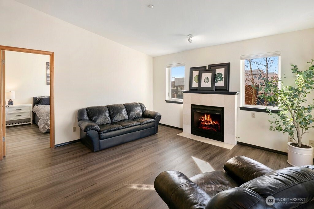 1707 NW 59th Street #302, Seattle, WA 98107