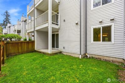 12720 NE 10th Place #D105, Bellevue, WA 98005 - Photo 15