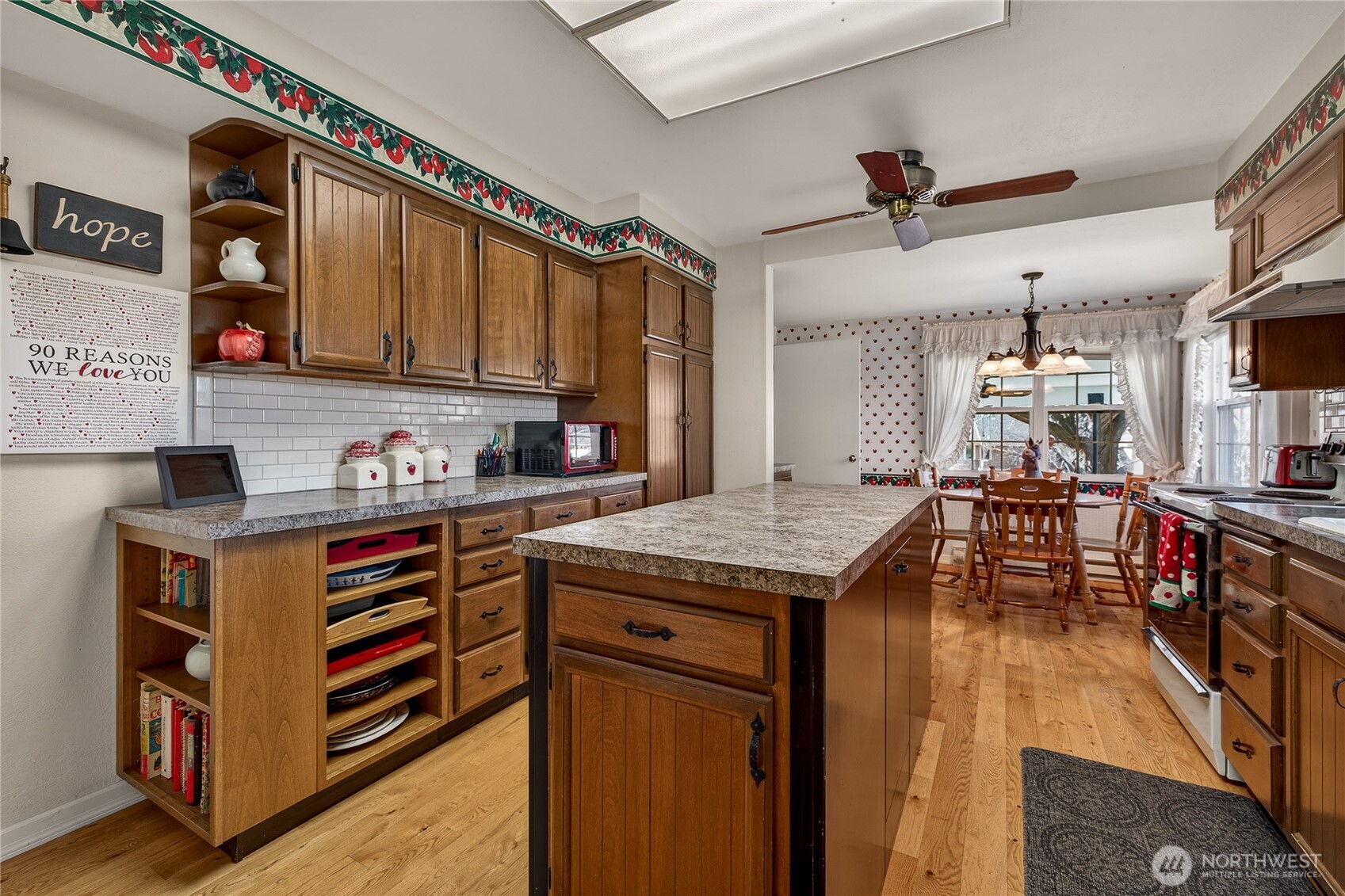 46 John Truett Drive , Malaga, WA 98828-1111