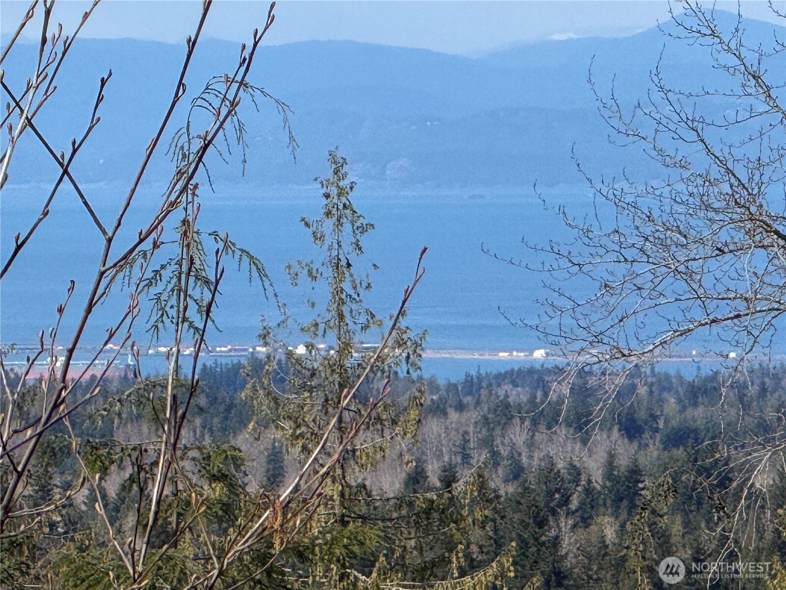 445 Watershed Road , Port Angeles, WA 98362