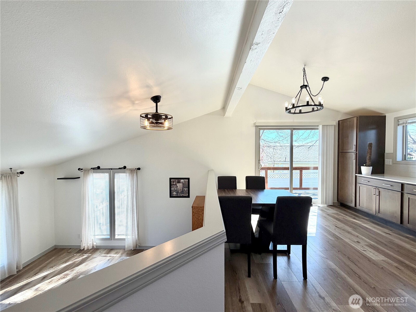 611 Hillcrest Circle Drive , Omak, WA 98841