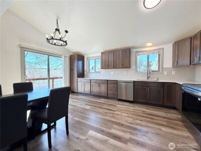 611 Hillcrest Circle Drive , Omak, WA 98841 - Photo 12