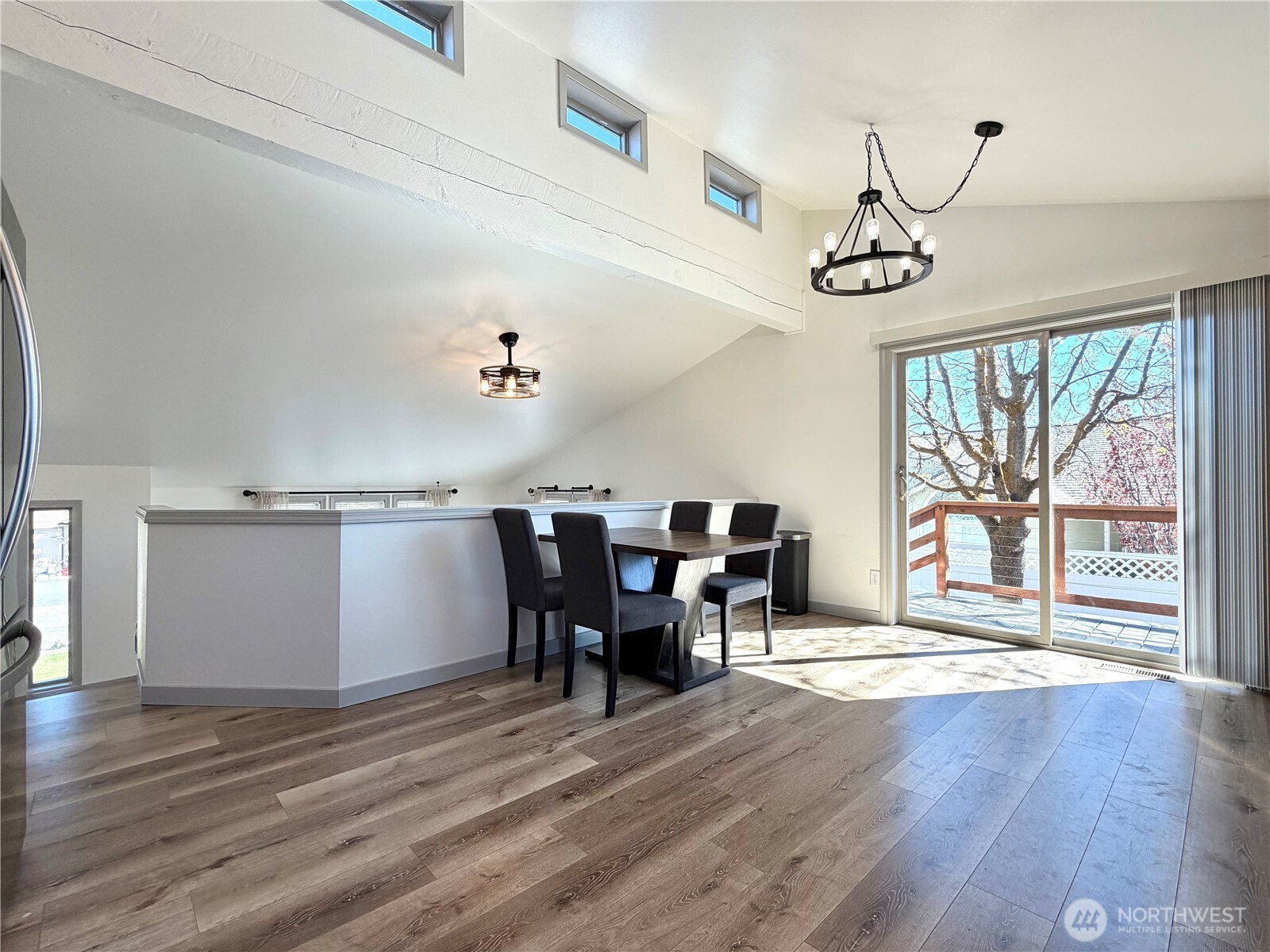 611 Hillcrest Circle Drive , Omak, WA 98841