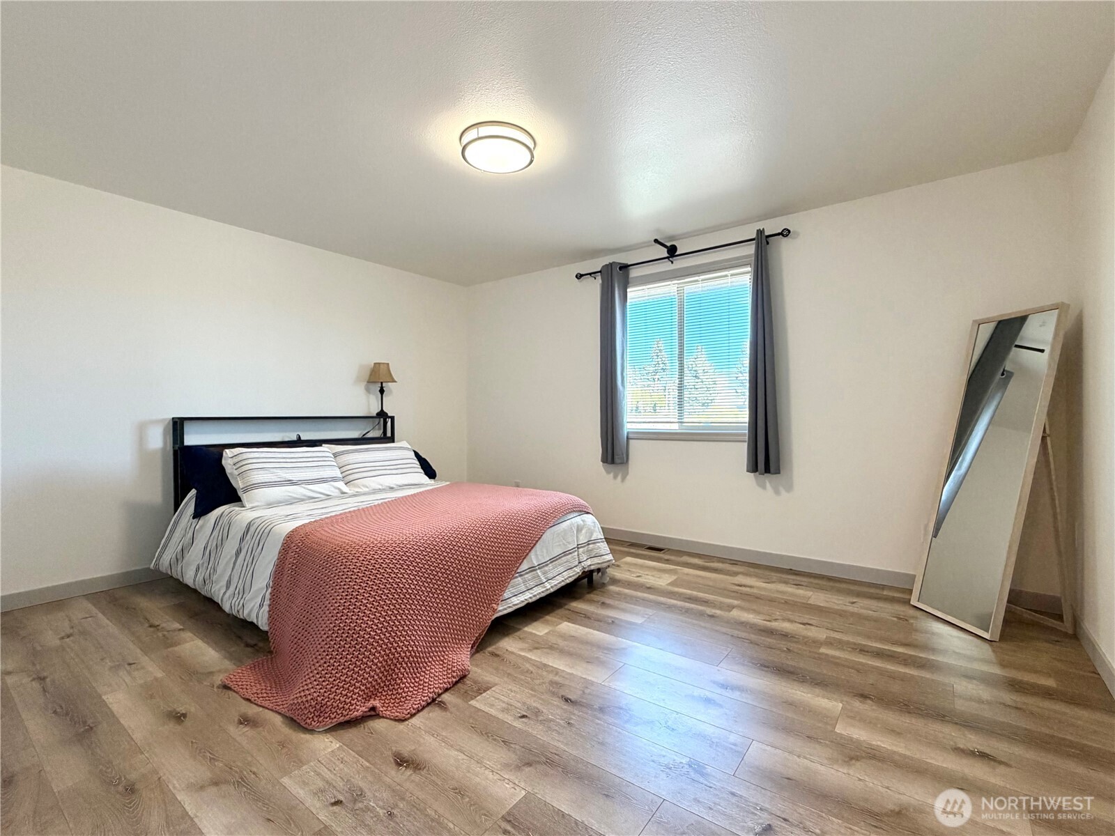 611 Hillcrest Circle Drive , Omak, WA 98841
