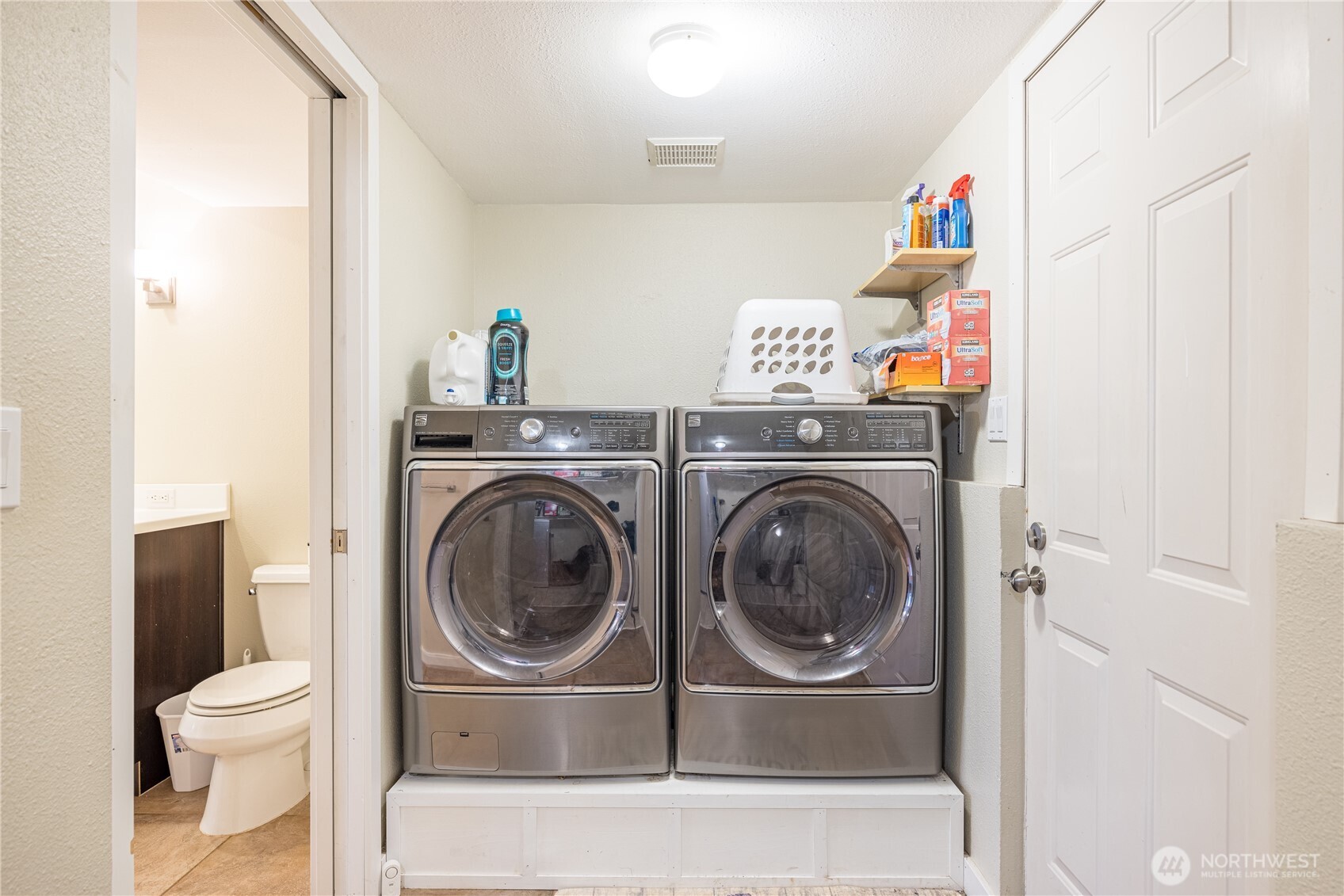 2234 W 12th Street , Port Angeles, WA 98363