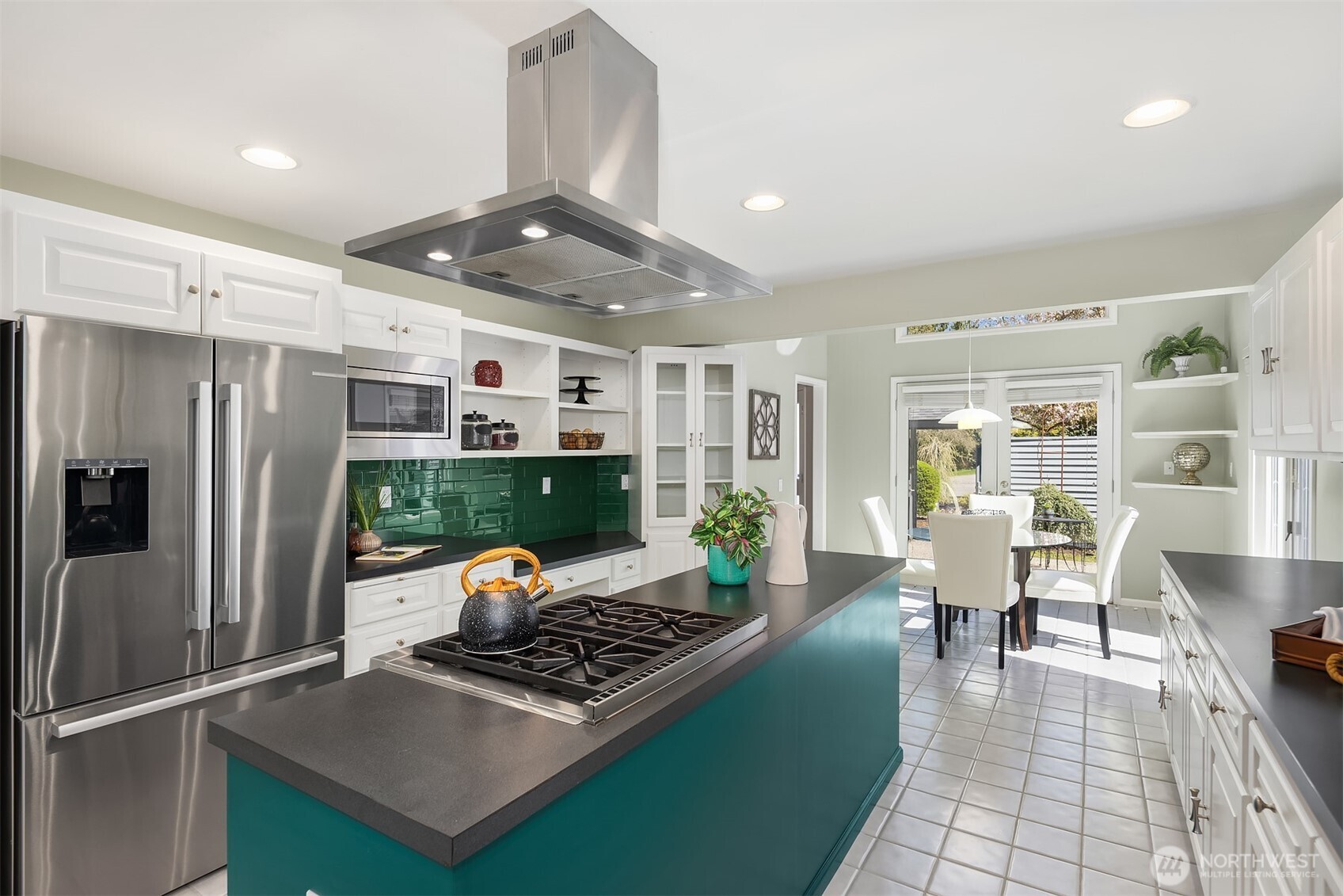 16309 110th Avenue NE, Bothell, WA 98011