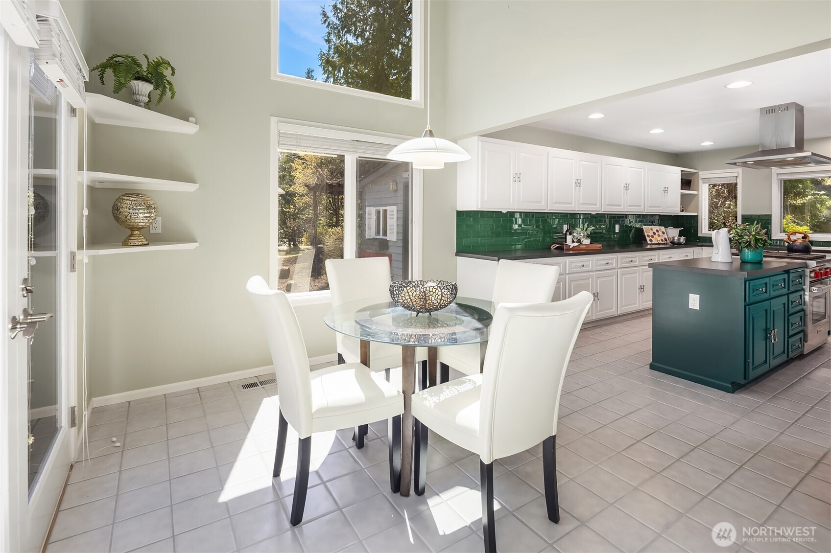 16309 110th Avenue NE, Bothell, WA 98011