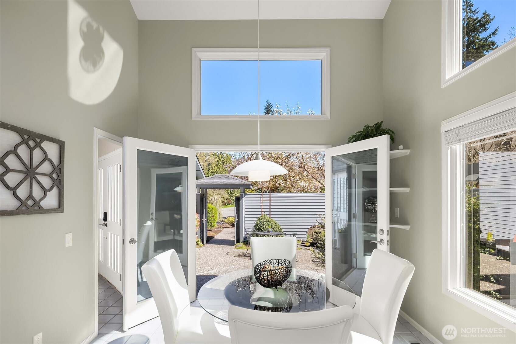 16309 110th Avenue NE, Bothell, WA 98011
