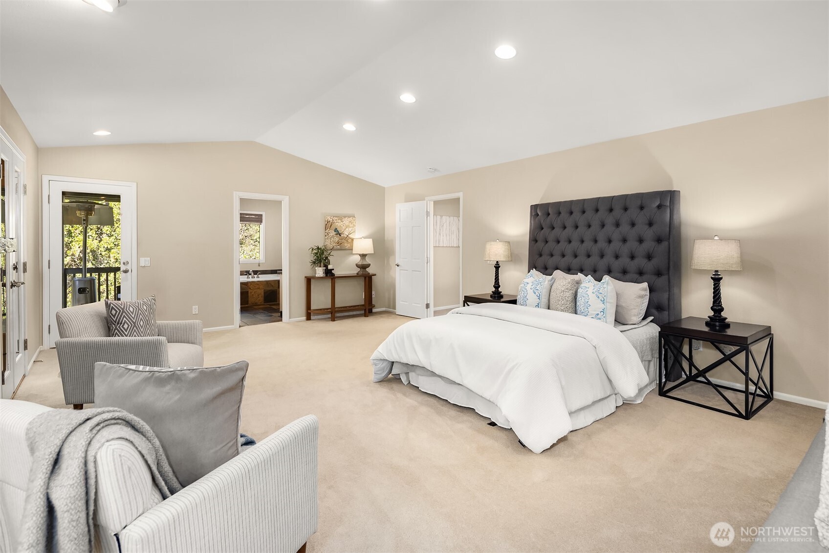16309 110th Avenue NE, Bothell, WA 98011