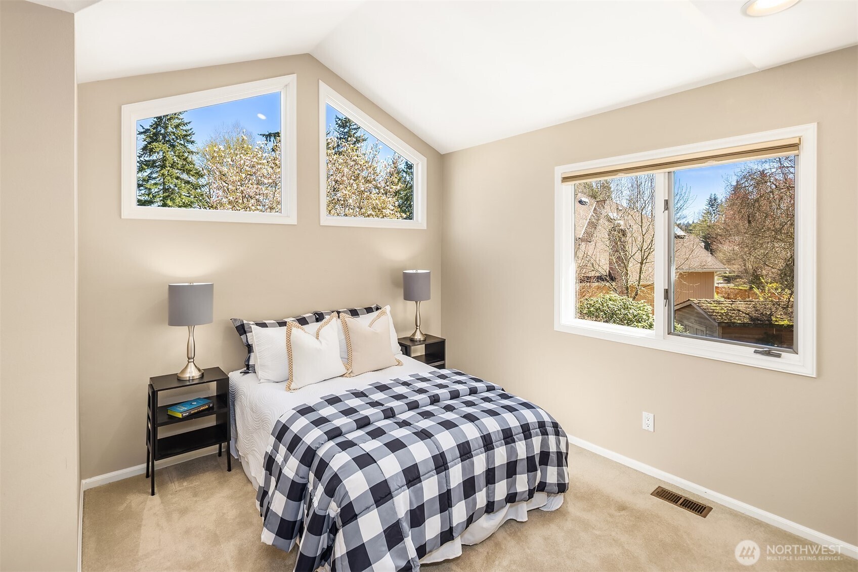 16309 110th Avenue NE, Bothell, WA 98011