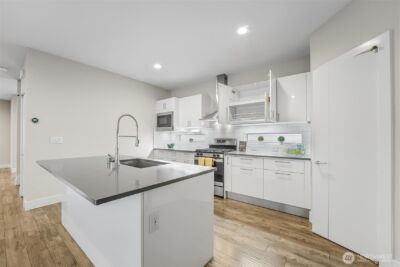 12220 SE 251st Place , Kent, WA 98030 - Photo 12