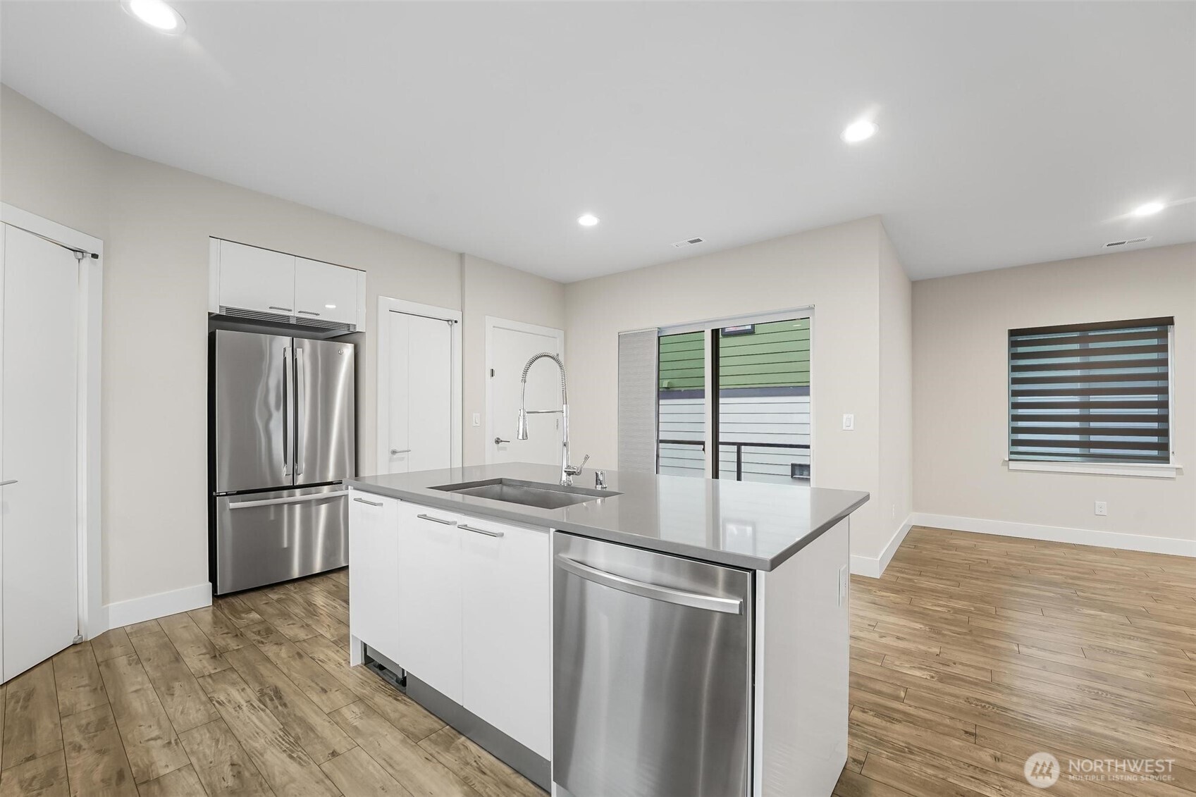 12220 SE 251st Place , Kent, WA 98030