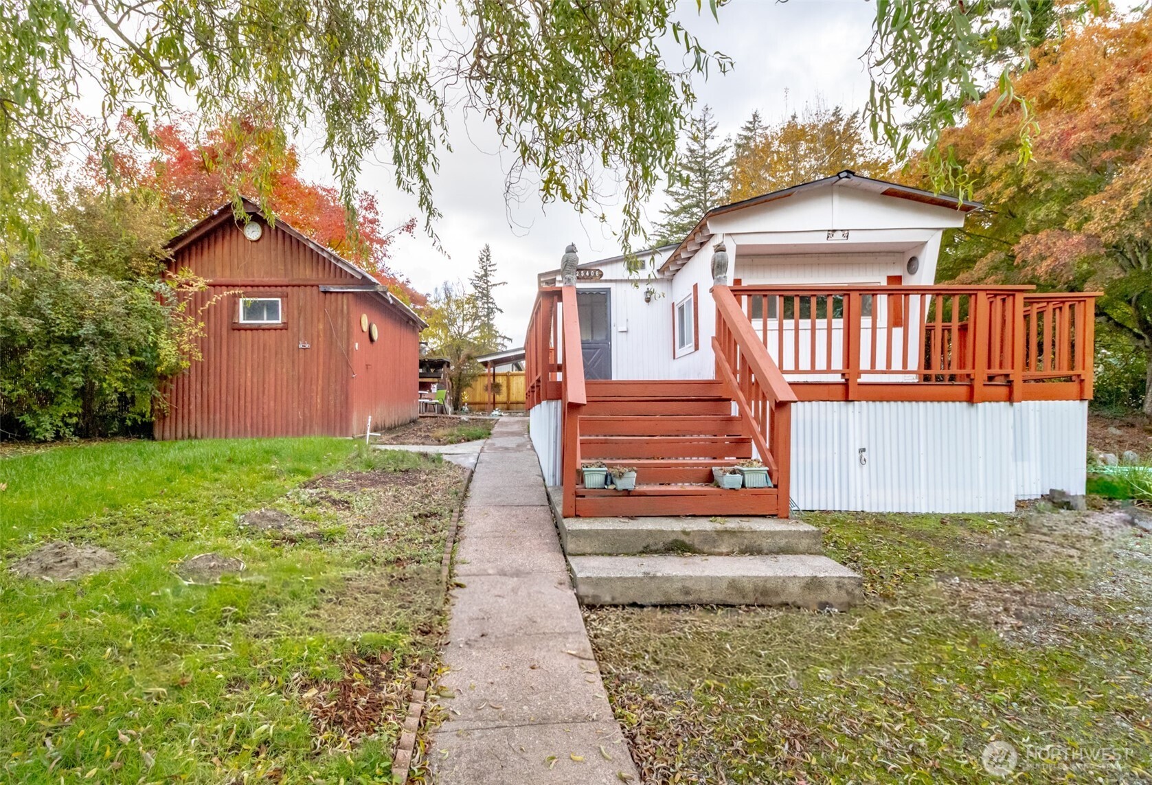 25406 E 37th Avenue E, Spanaway, WA 98387-9319