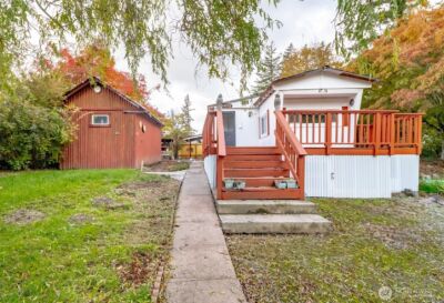 25406 E 37th Avenue E, Spanaway, WA 98387-9319 - Photo 2