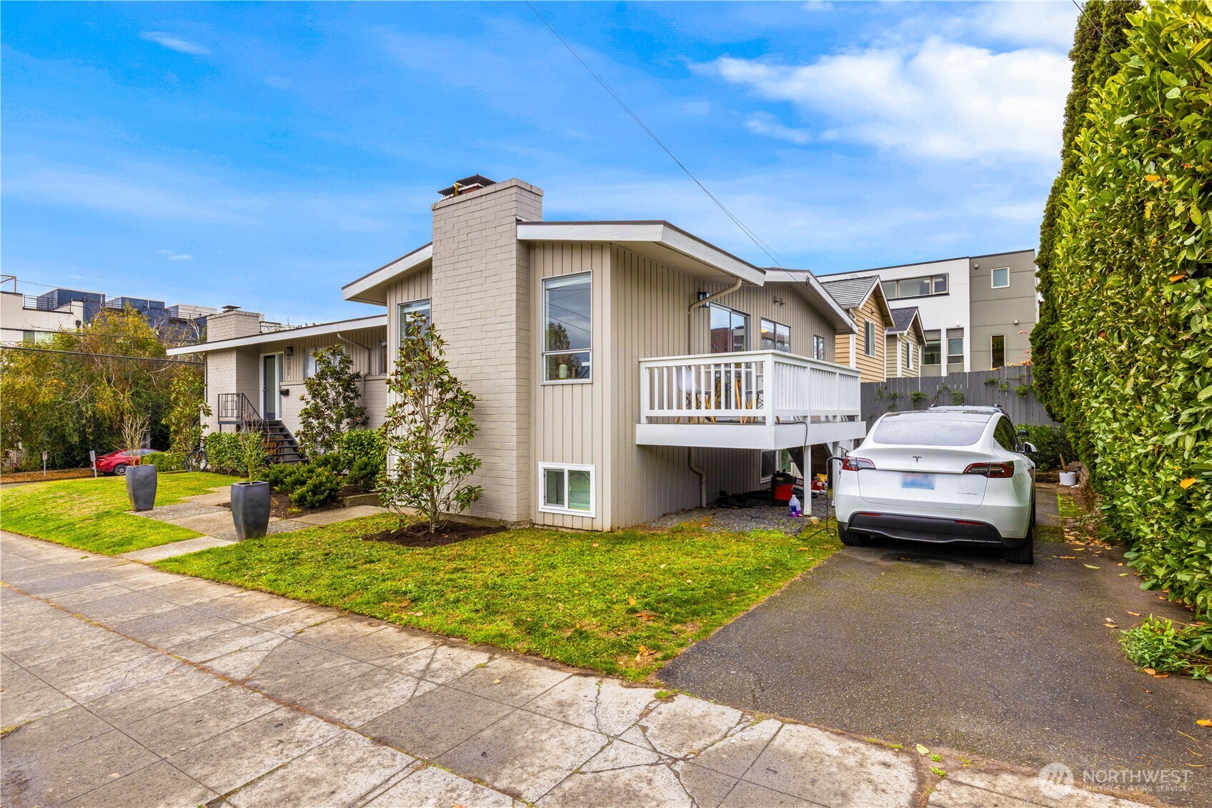 6301 22nd Avenue NW, Seattle, WA 98107
