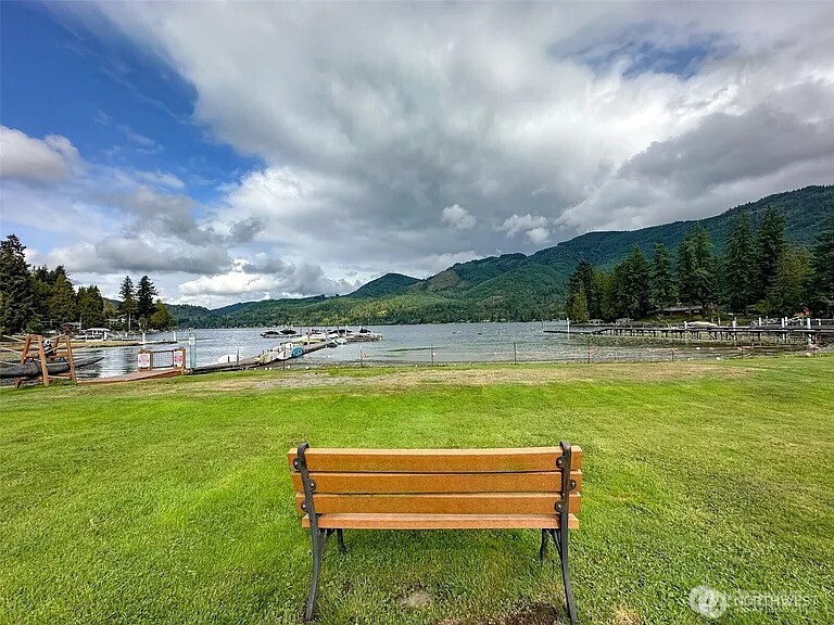 316 W Lake Samish Drive #21, Bellingham, WA 98229