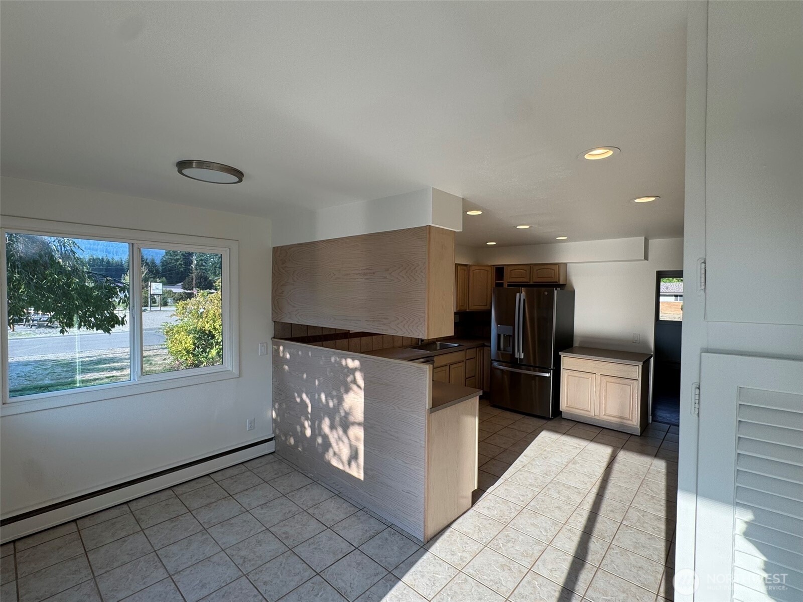 935 Madison Avenue , Darrington, WA 98241