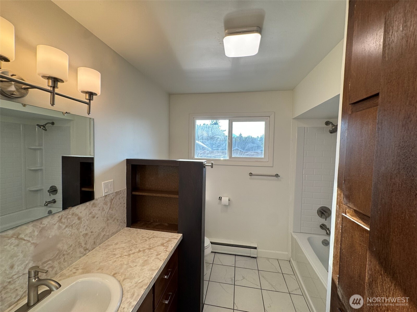 935 Madison Avenue , Darrington, WA 98241
