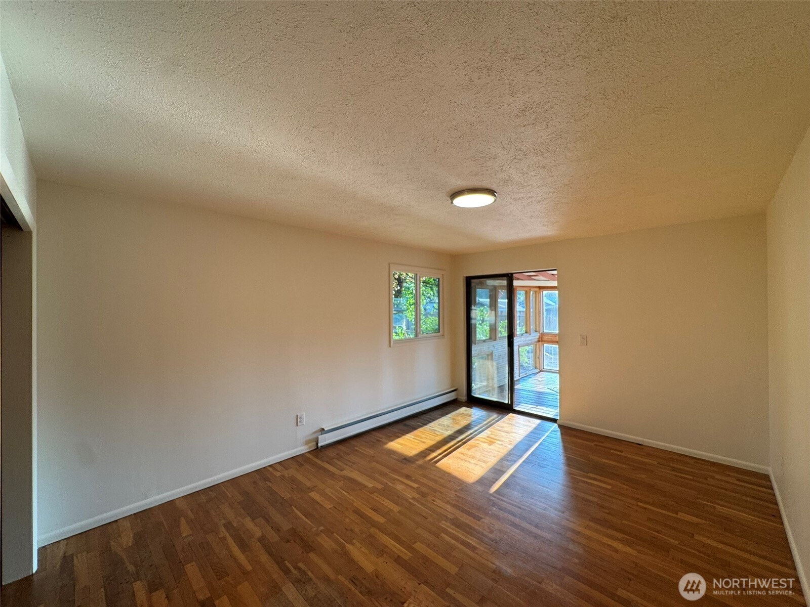 935 Madison Avenue , Darrington, WA 98241