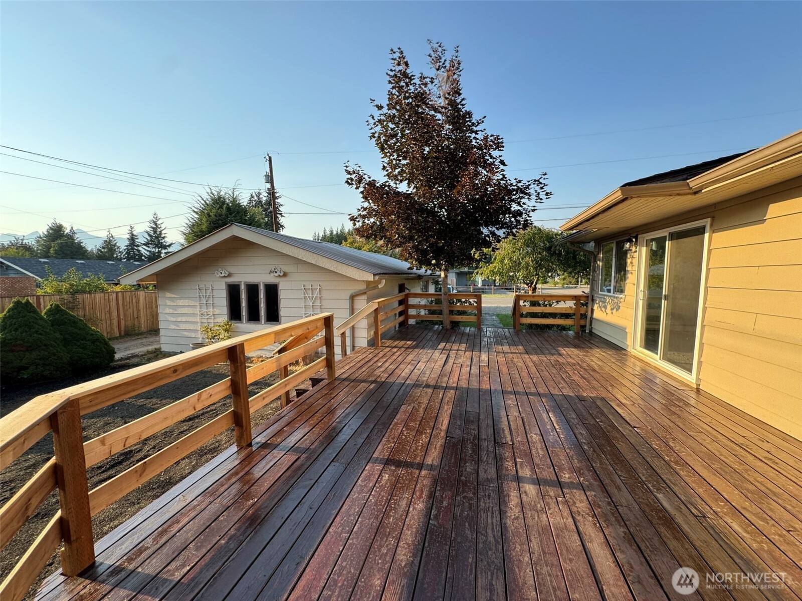 935 Madison Avenue , Darrington, WA 98241