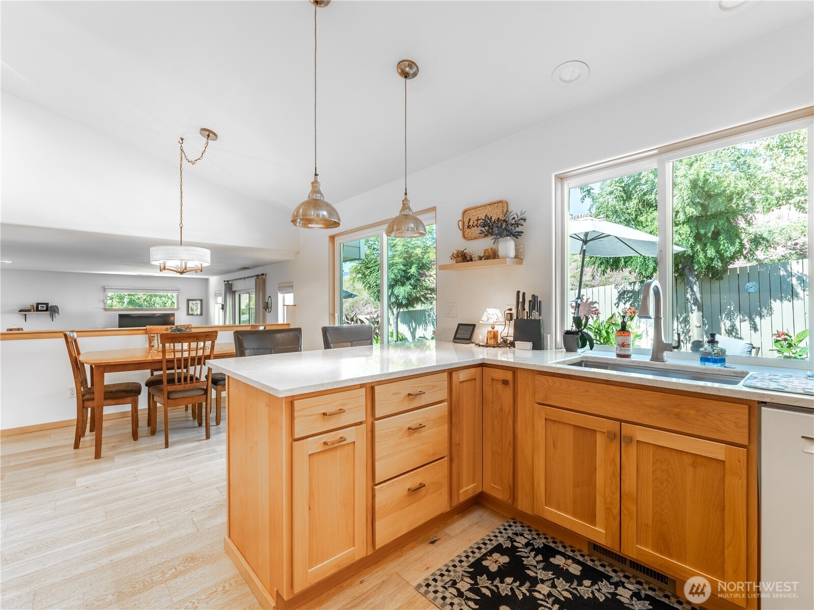318 S Mary Lane , East Wenatchee, WA 98802