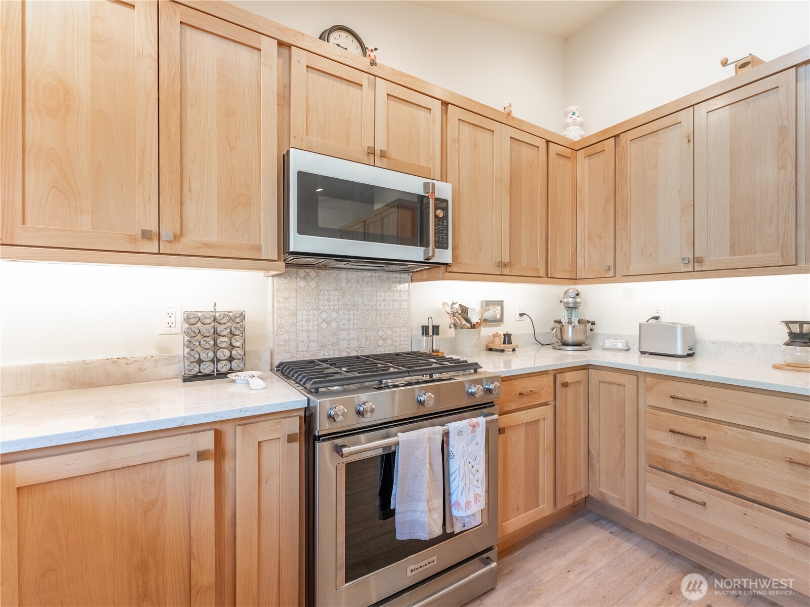 318 S Mary Lane , East Wenatchee, WA 98802