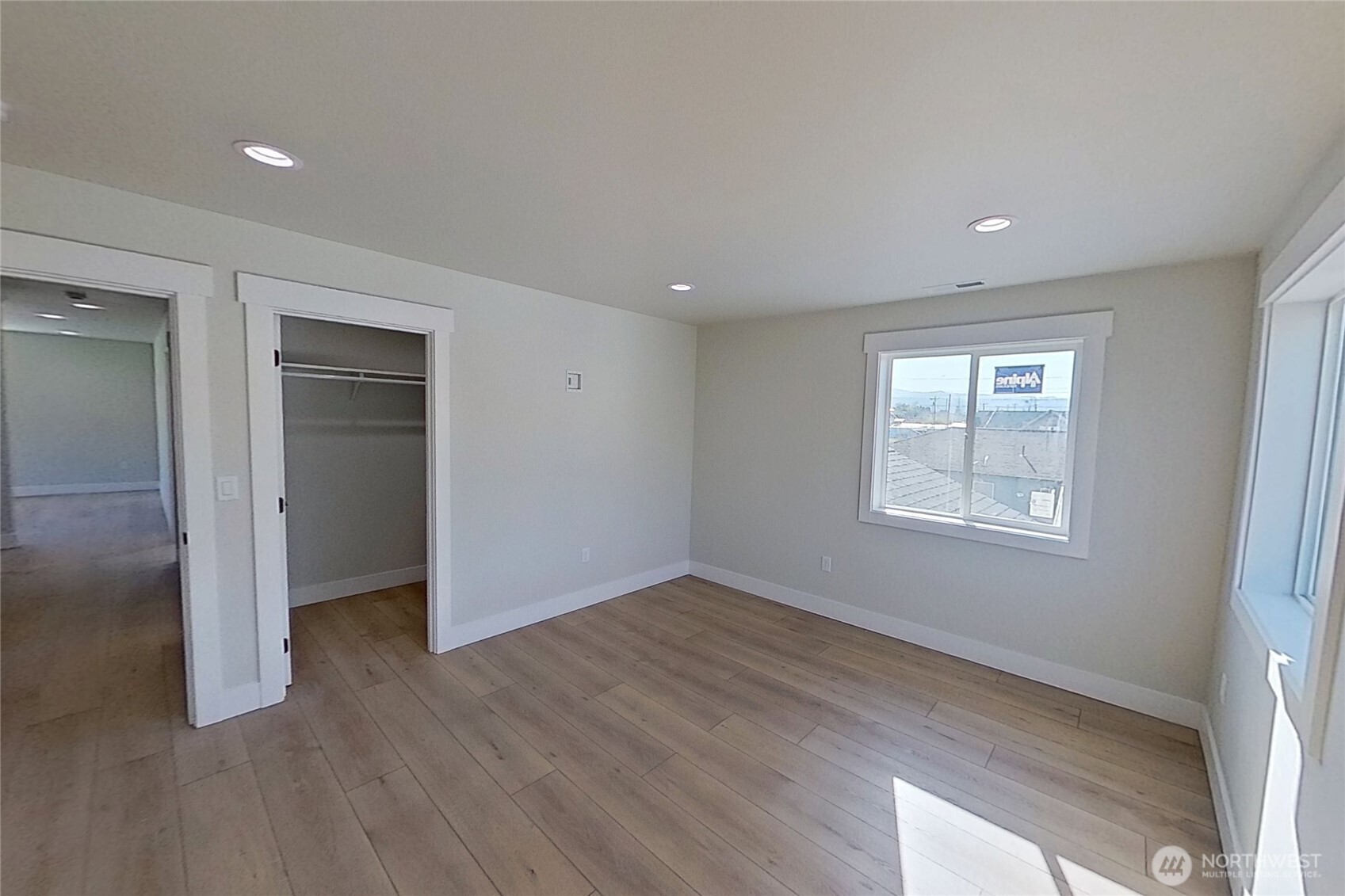 233 Saunders Avenue , Rock Island, WA 98850