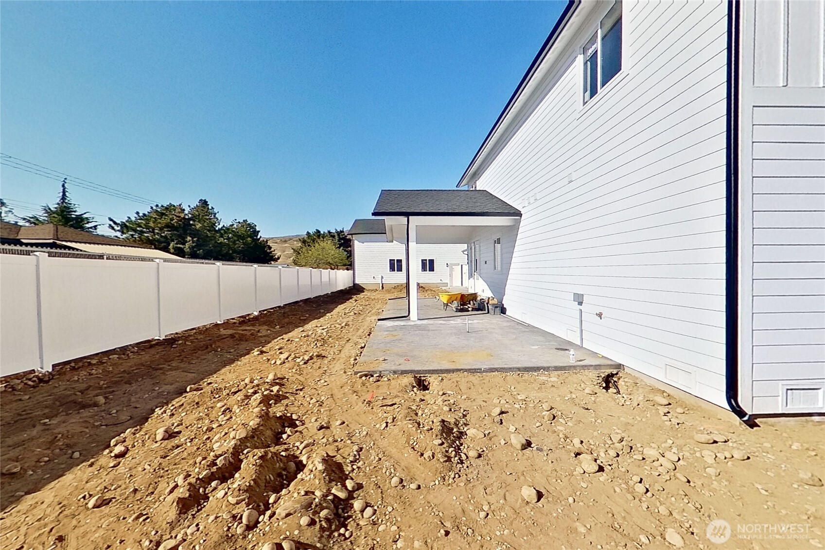 233 Saunders Avenue , Rock Island, WA 98850