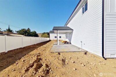 233 Saunders Avenue , Rock Island, WA 98850 - Photo 32